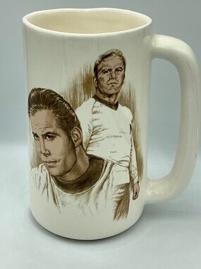 Star Trek Captain James T. Kirk Mug Susie Morton R.J. Ernst 1986 Limited Ed